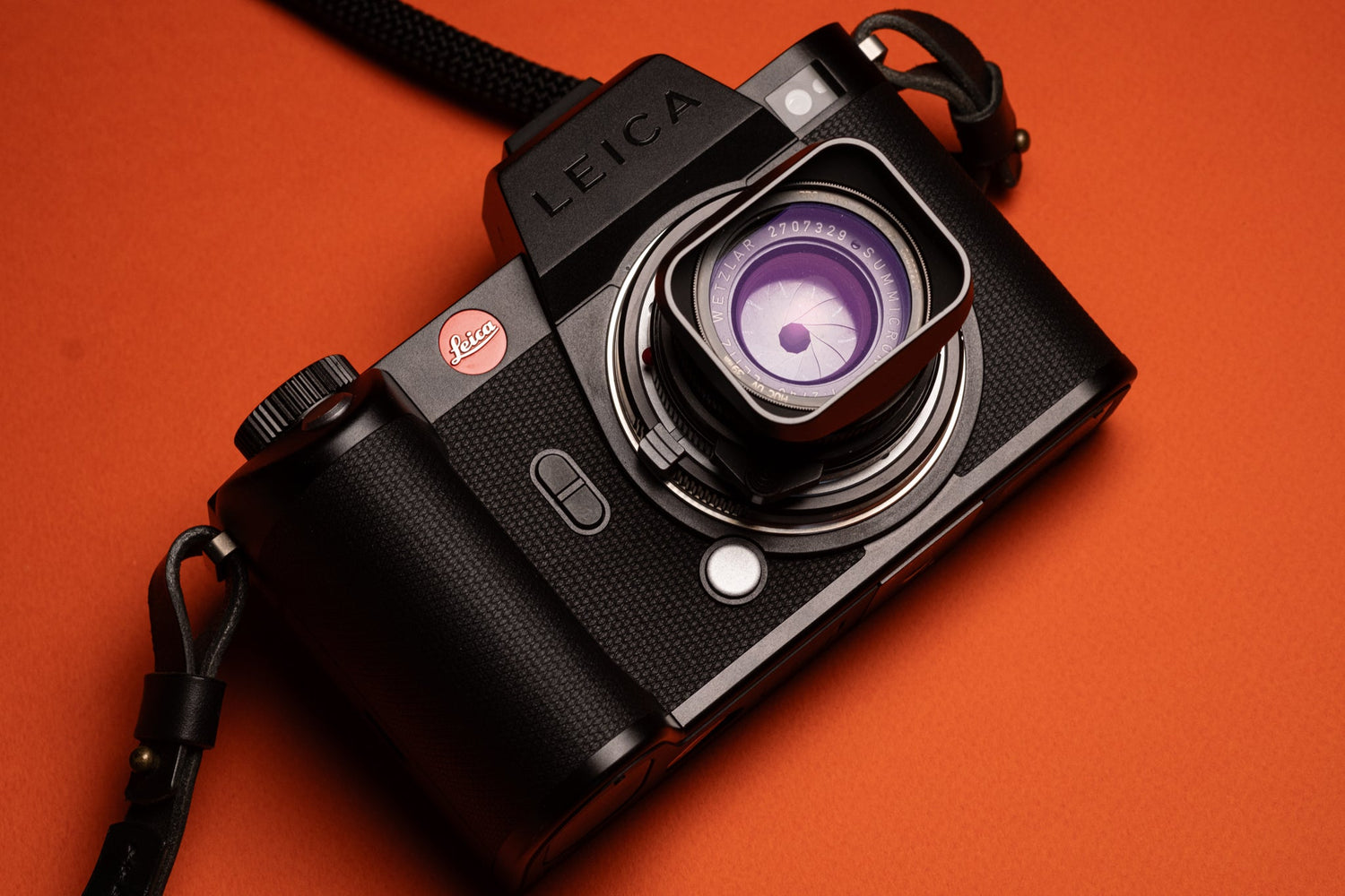 Leica lens hoods