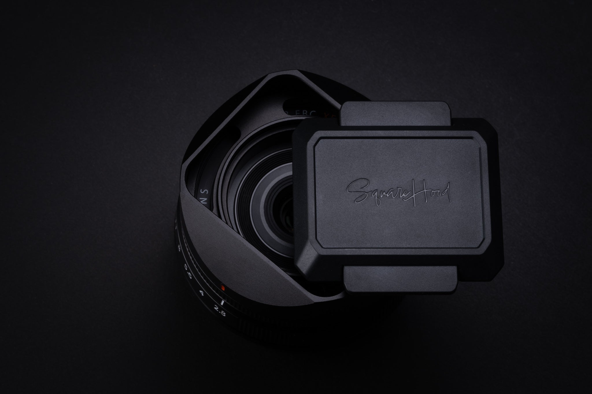 XF 27mm f/2.8 Mk II & Mk I – Squarehood