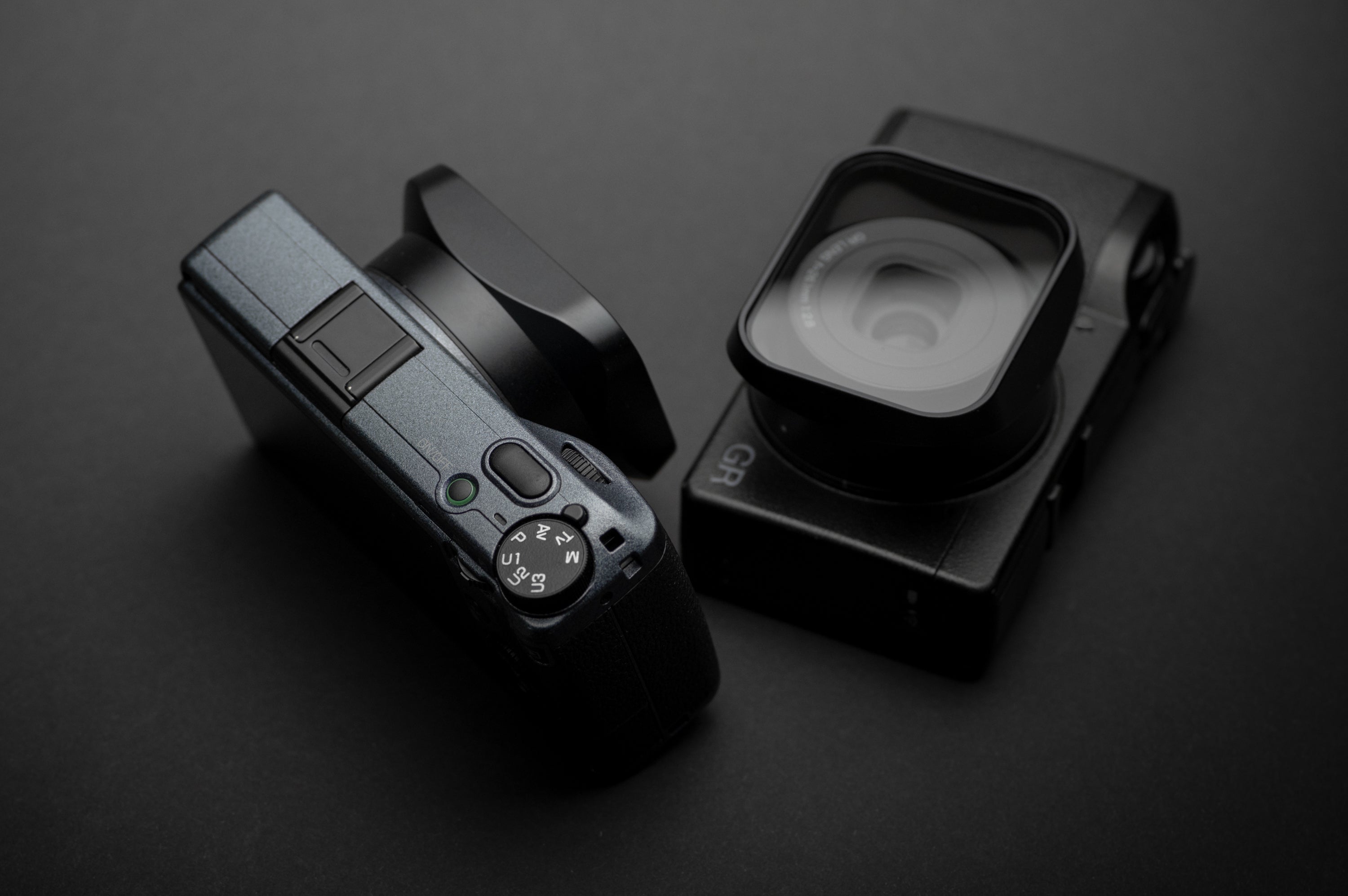 Ricoh GR Glass – Squarehood