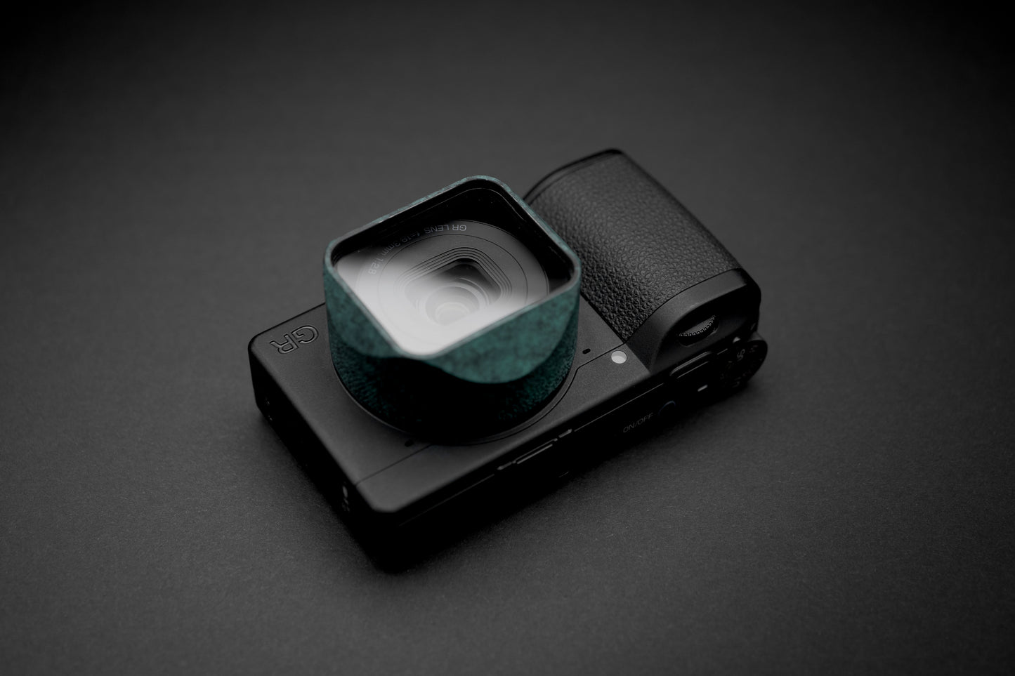 Ricoh GRIV V2 (Art Series)