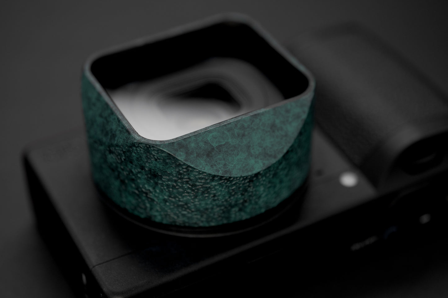Ricoh GRIV V2 (Art Series)