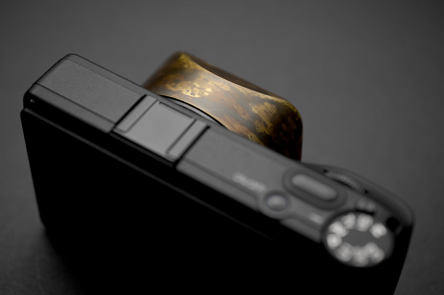 Ricoh GRIV V2 (Art Series)