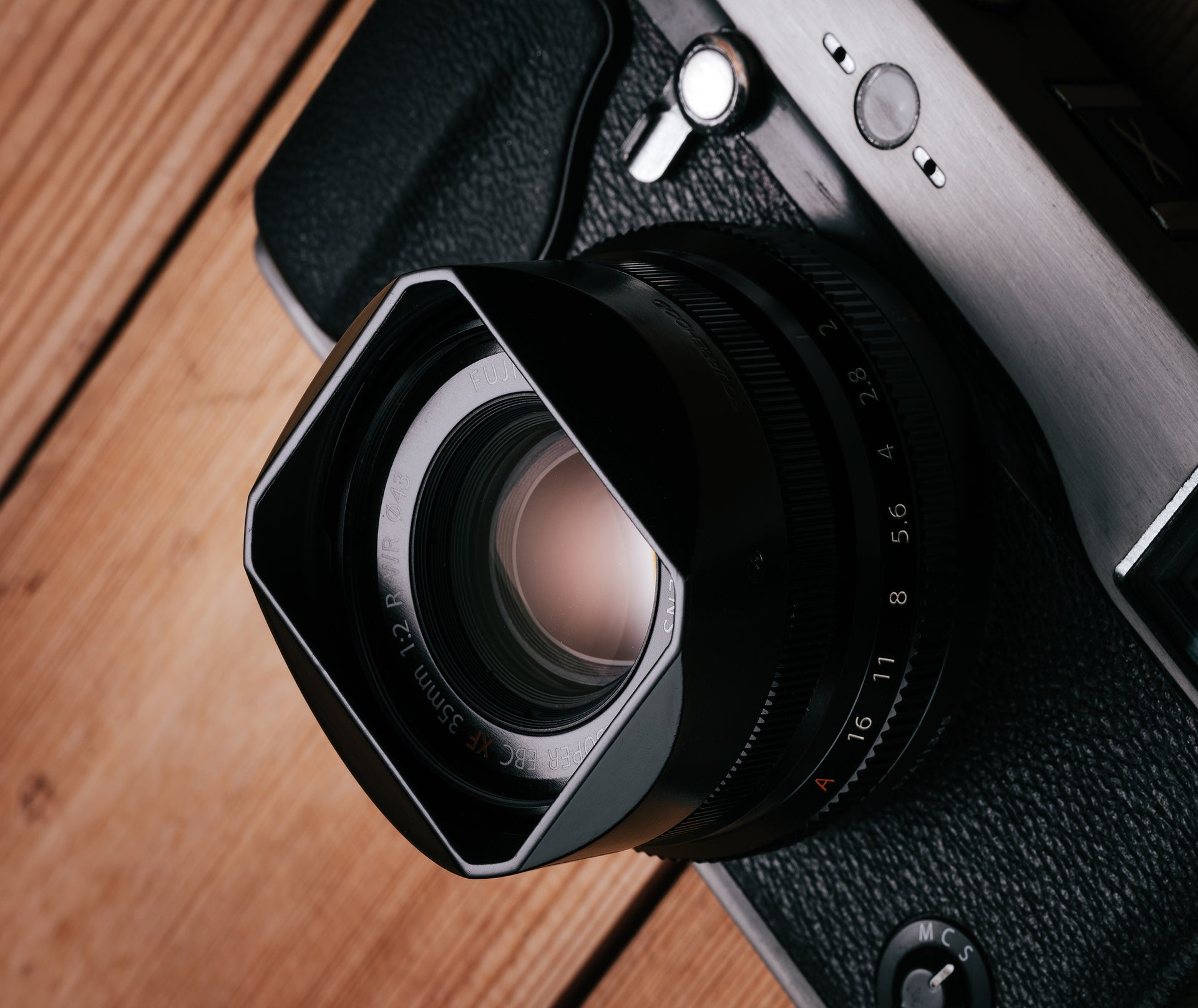 XF 23mm f2 XF 35mm f2 Black